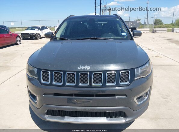 3C4NJDCB2JT136352 2018 JEEP COMPASS Серый Вид спереди