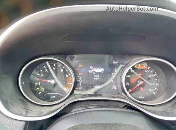 3C4NJDCB2JT258872 2018 JEEP COMPASS Black Սարքավորումների վահանակի տեսք