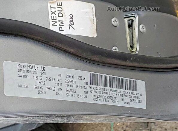 3C4NJDCB2KT620720 2019 JEEP COMPASS Silver Widok naklejki z numerem VIN