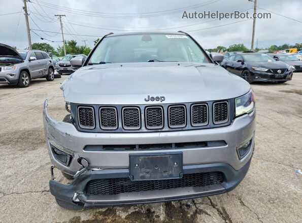 3C4NJDCB2KT735821 2019 JEEP COMPASS Silver Դիմացի տեսք