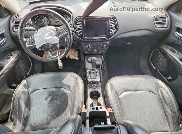 3C4NJDCB2KT800876 2019 JEEP COMPASS Red Առջևի վահանակի տեսք