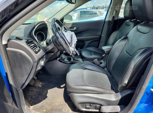 3C4NJDCB2MT550588 2021 JEEP COMPASS Blue Vista interior delantera