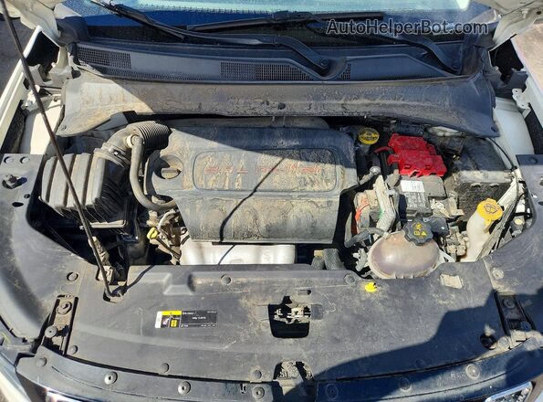 3C4NJDCB2MT599726 2021 JEEP COMPASS White Вид підкапотного простору