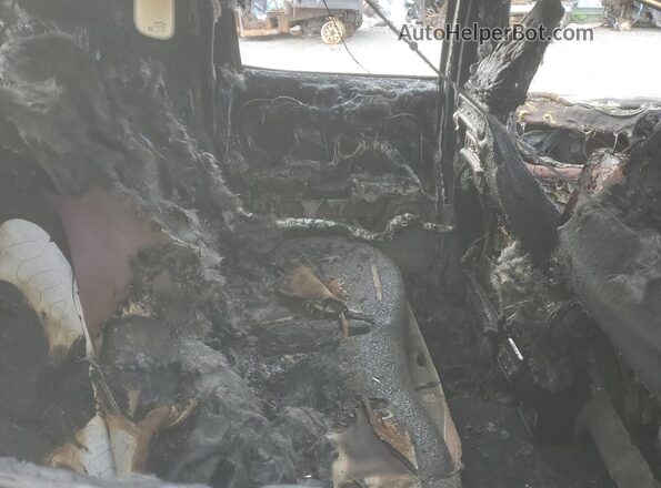 3C4NJDCB2NT176677 2022 JEEP COMPASS Burn Vista interior trasera