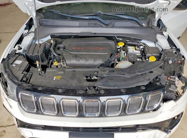 3C4NJDCB2NT181507 2022 JEEP COMPASS Белый Вид подкапотного пространства