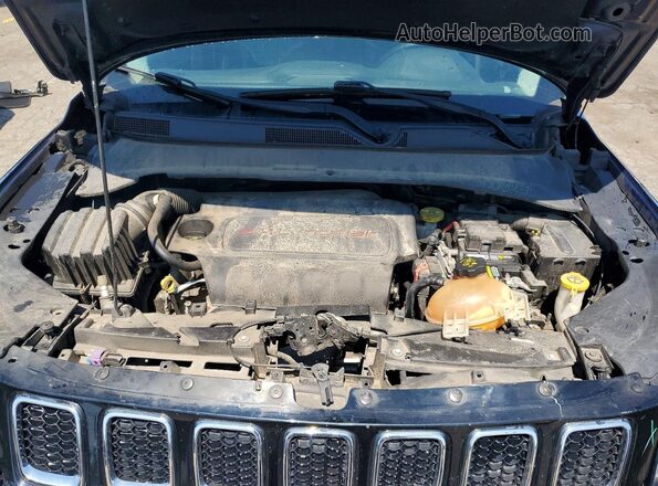 3C4NJDCB3JT354428 2018 JEEP COMPASS Blue Widok komory silnika