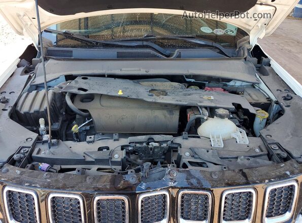 3C4NJDCB3KT669859 2019 JEEP COMPASS White Սալոնի հետևի տեսք