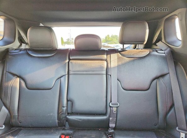 3C4NJDCB3LT155429 2020 JEEP COMPASS White Vista de los asientos traseros
