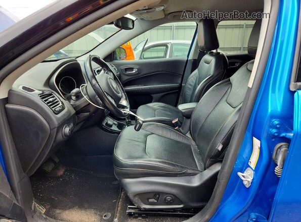 3C4NJDCB3MT539535 2021 JEEP COMPASS Blue Вид салону спереду