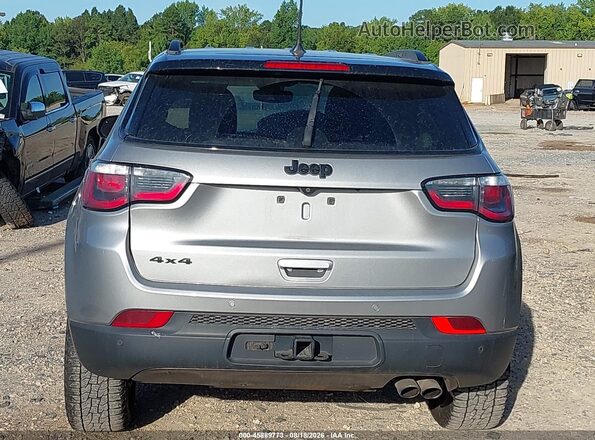 3C4NJDCB4KT659714 2019 JEEP COMPASS Серый 