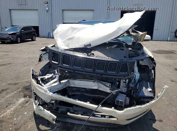 3C4NJDCB4KT669966 2019 JEEP COMPASS Белый Вид спереди
