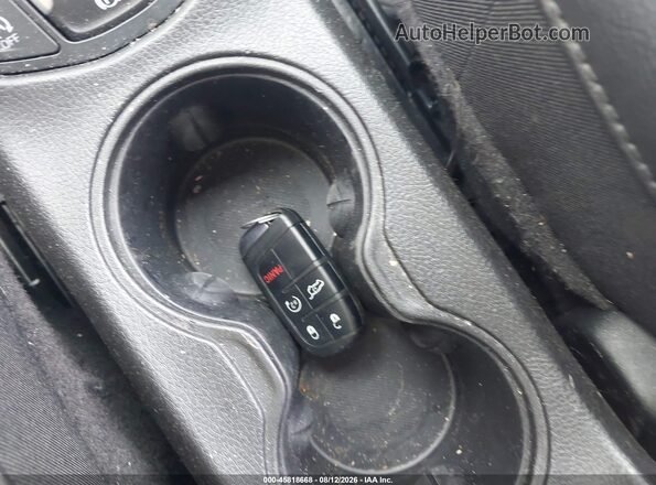 3C4NJDCB4KT673337 2019 JEEP COMPASS Black Dashboard view