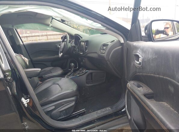 3C4NJDCB4KT673337 2019 JEEP COMPASS Black Front interior view