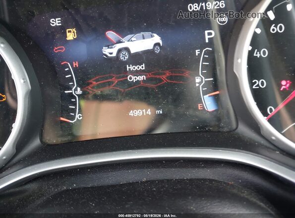 3C4NJDCB4LT227917 2020 JEEP COMPASS Gray 