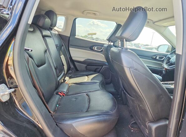3C4NJDCB4NT155524 2022 JEEP COMPASS Black Widok wnętrza z tyłu