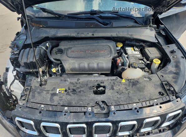 3C4NJDCB4NT155524 2022 JEEP COMPASS Black Widok komory silnika