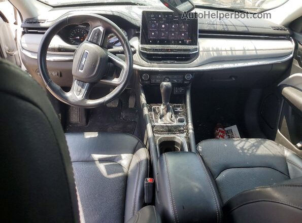3C4NJDCB4NT158438 2022 JEEP COMPASS Белый Вид панели приборов