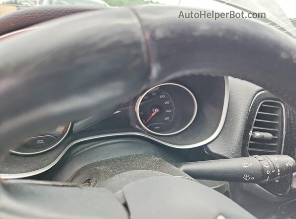 3C4NJDCB5JT341051 2018 JEEP COMPASS Black Вид щитка приладів
