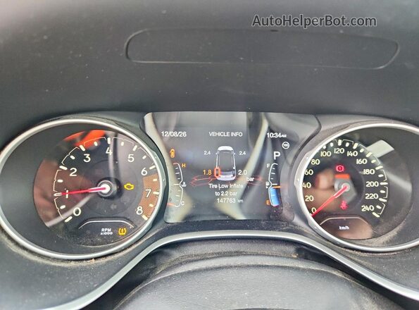 3C4NJDCB5JT414953 2018 JEEP COMPASS Синий Вид щитка приборов