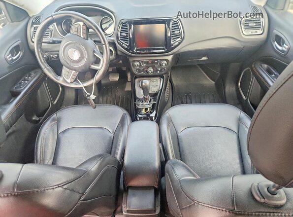 3C4NJDCB5LT112968 2020 JEEP COMPASS Black Vista del salpicadero