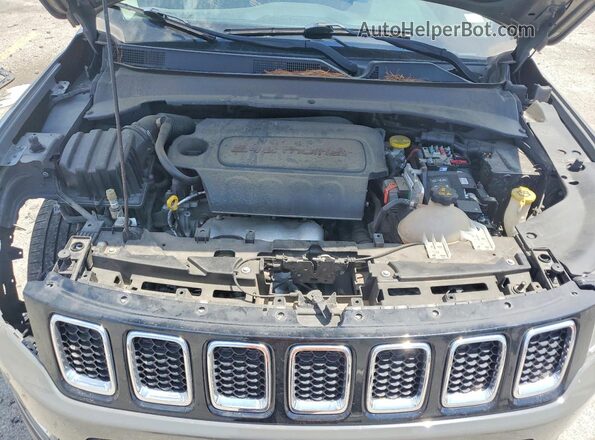 3C4NJDCB5LT147865 2020 JEEP COMPASS Gray Вид задньої частини салону