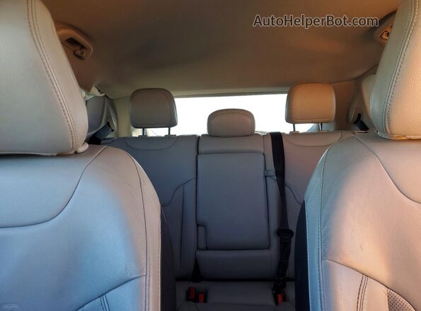 3C4NJDCB5NT117106 2022 JEEP COMPASS Red Vista de los asientos traseros