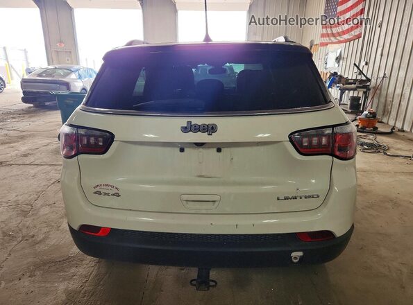 3C4NJDCB6JT104584 2018 JEEP COMPASS Белый Вид сзади