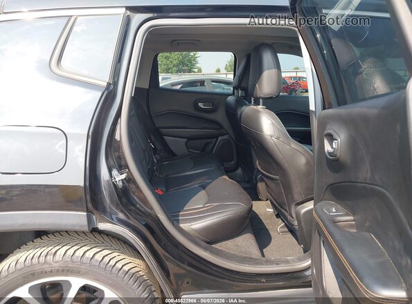 3C4NJDCB7HT629034 2017 JEEP NEW COMPASS Black Widok naklejki z numerem VIN