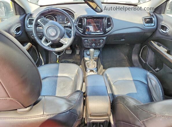 3C4NJDCB7JT135696 2018 JEEP COMPASS Charcoal წინა პანელის ხედი