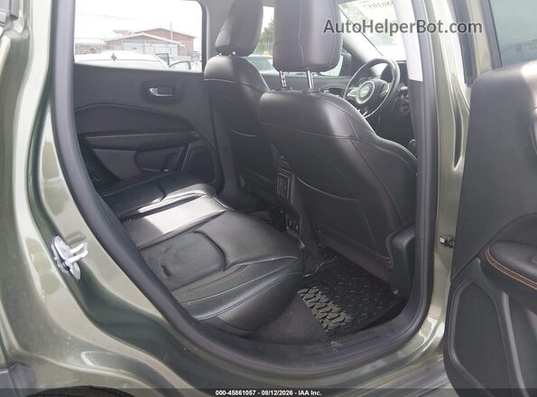 3C4NJDCB7JT404232 2018 JEEP COMPASS Green VIN კოდის სტიკერის ხედი
