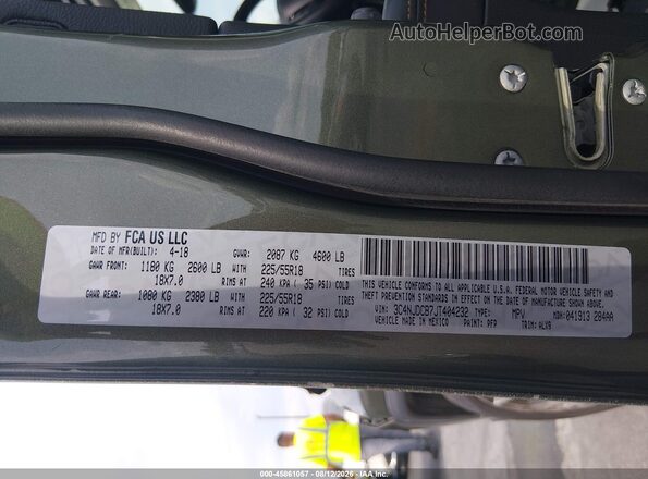 3C4NJDCB7JT404232 2018 JEEP COMPASS Green ძრავის განყოფილების ხედი