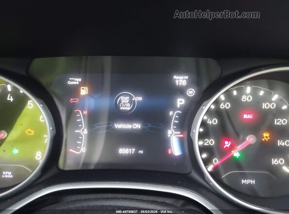 3C4NJDCB7LT159760 2020 JEEP COMPASS Black Widok tylnych siedzeń