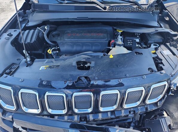 3C4NJDCB7NT106172 2022 JEEP COMPASS Black Engine compartment view