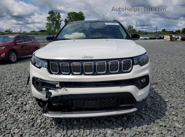 3C4NJDCB7NT185231 2022 JEEP COMPASS Белый Вид спереди