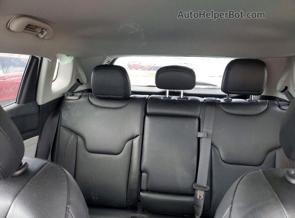 3C4NJDCB7NT185231 2022 JEEP COMPASS Белый Вид задних сидений
