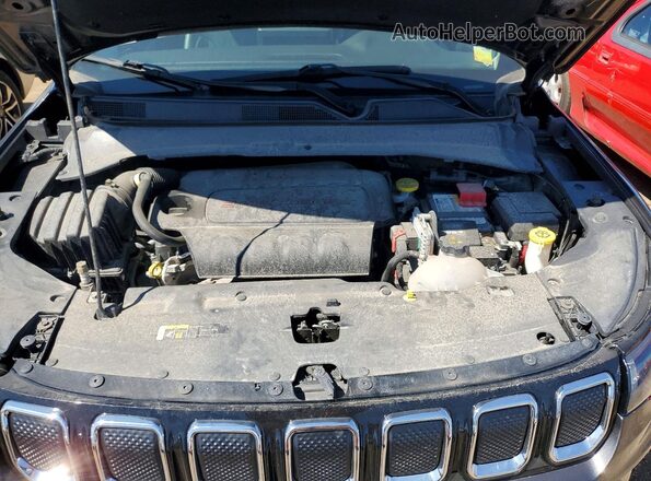 3C4NJDCB7NT223735 2022 JEEP COMPASS Черный Вид задней части салона