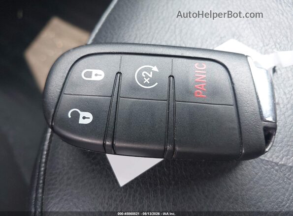3C4NJDCB8HT641659 2017 JEEP NEW COMPASS Silver Вид панелі приладів