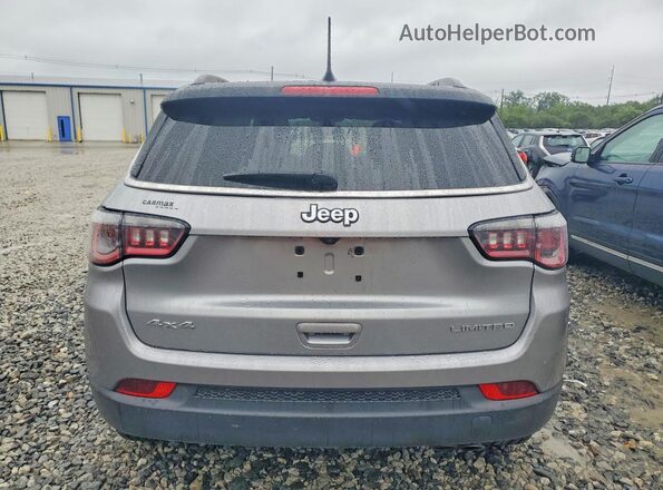 3C4NJDCB8JT201673 2018 JEEP COMPASS Gray უკანა ხედი