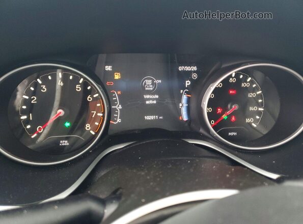 3C4NJDCB8JT201673 2018 JEEP COMPASS Gray ხელსაწყოთა პანელის ხედი