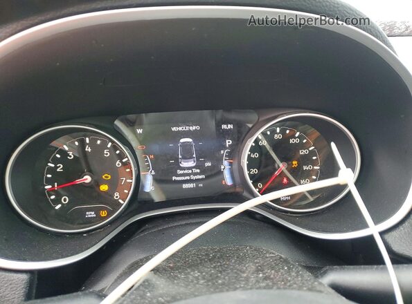 3C4NJDCB8KT645833 2019 JEEP COMPASS Red Instrument cluster view