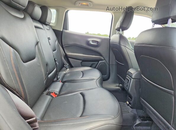 3C4NJDCB8MT533746 2021 JEEP COMPASS Угольный Вид задних сидений