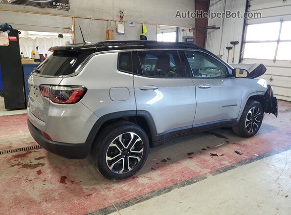 3C4NJDCB8NT200545 2022 JEEP COMPASS Silver Задня права чверть