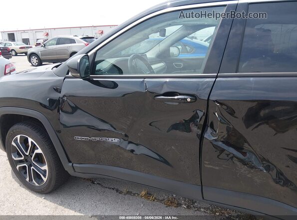 3C4NJDCB8NT233898 2022 JEEP COMPASS Black Widok z przodu