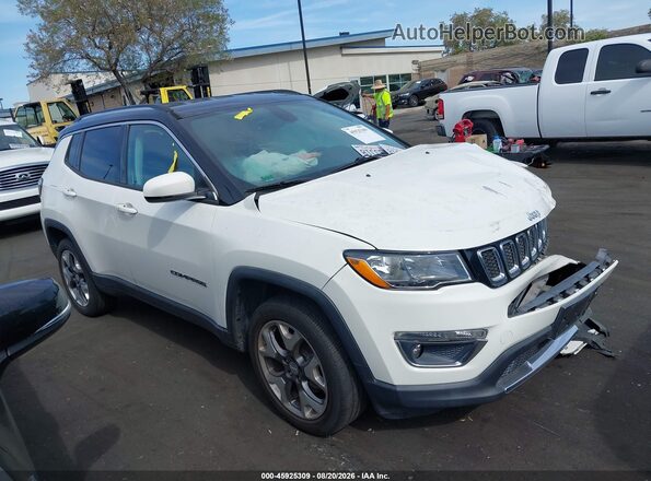 3C4NJDCB9JT147638 2018 JEEP COMPASS Белый Вид задней части салона