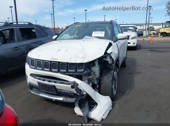 3C4NJDCB9JT147638 2018 JEEP COMPASS Белый Вид щитка приборов
