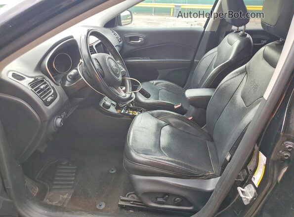3C4NJDCB9JT258982 2018 JEEP COMPASS Black წინა სალონის ხედი