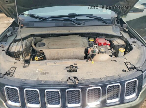 3C4NJDCB9MT521654 2021 JEEP COMPASS Green Vista del compartimento del motor