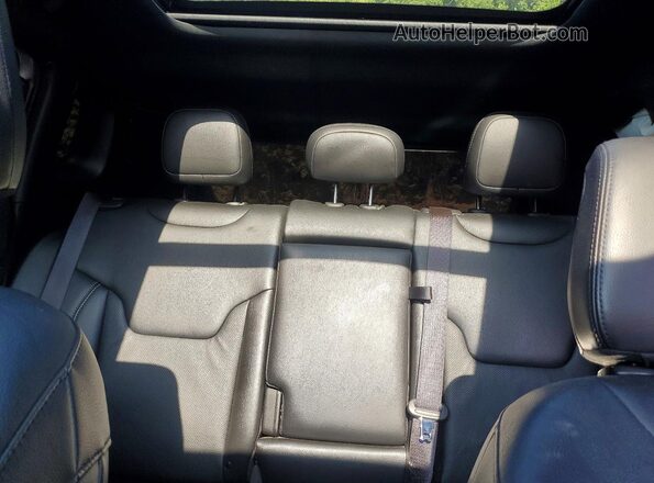 3C4NJDCB9NT116928 2022 JEEP COMPASS Серебряный Вид задних сидений