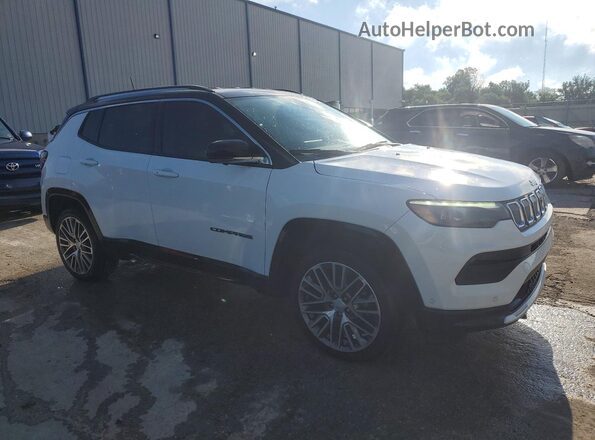 3C4NJDCB9NT154496 2022 JEEP COMPASS White Delantero derecho