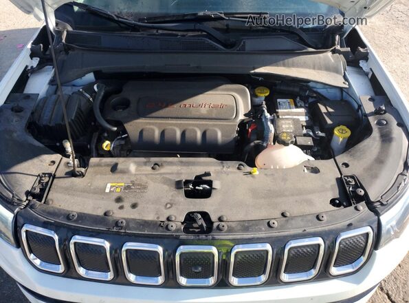 3C4NJDCB9NT154496 2022 JEEP COMPASS White Vista del compartimento del motor